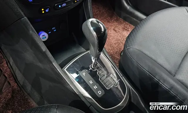 Hyundai Accent 2014 1.4 автомат (гидро), миниатюра 12