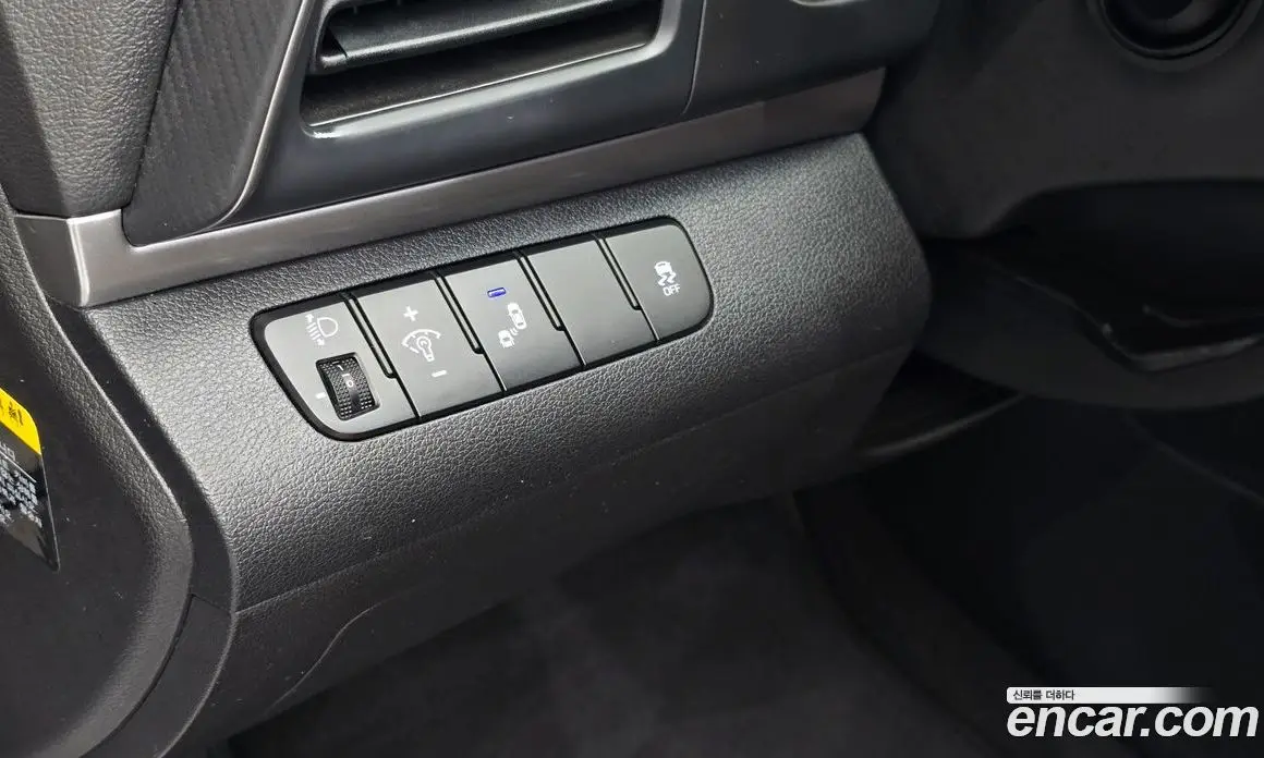 Hyundai Avante 2018 1.6 автомат (гидро), фото 19