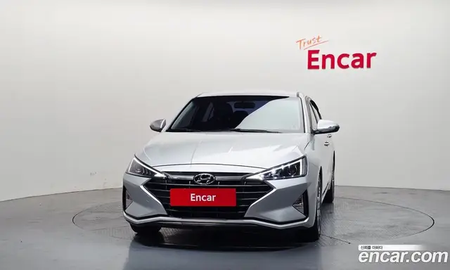 Hyundai Avante 2018 1.6 автомат (гидро), миниатюра 3