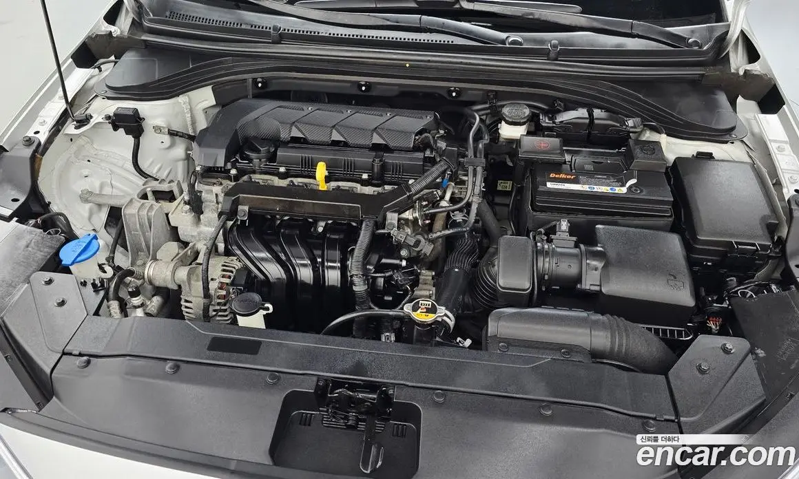 Hyundai Avante 2018 1.6 автомат (гидро), фото 6