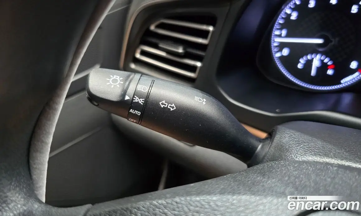 Hyundai Avante 2019 1.6 автомат (гидро), фото 26