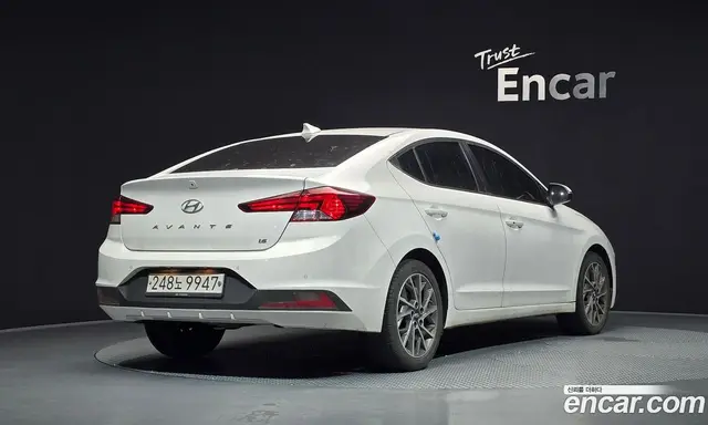 Hyundai Avante 2020 1.6 автомат (гидро), миниатюра 2