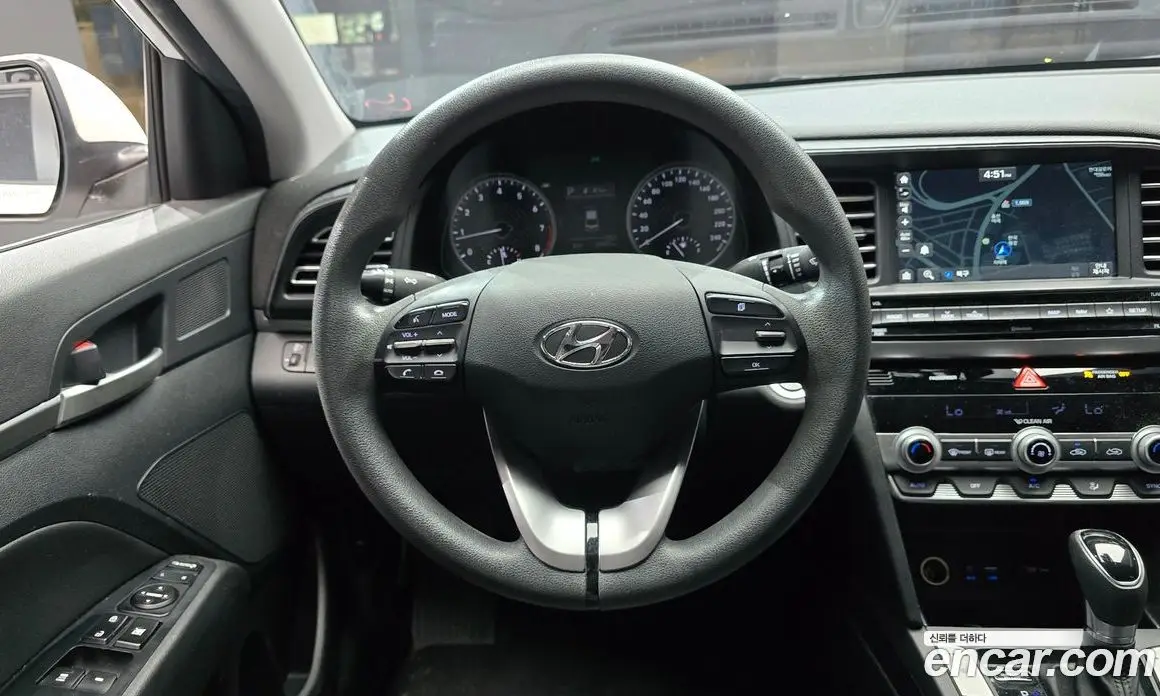 Hyundai Avante 2020 1.6 автомат (гидро), фото 20