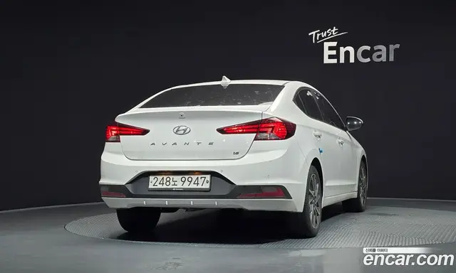 Hyundai Avante 2020 1.6 автомат (гидро), миниатюра 4