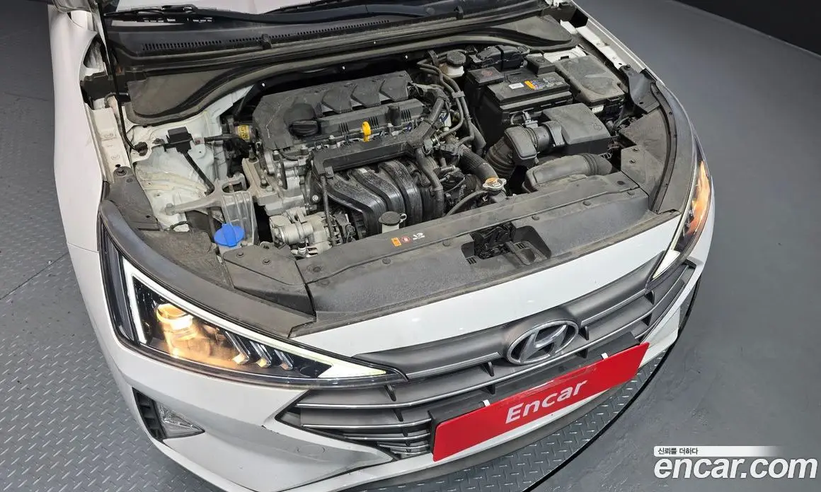Hyundai Avante 2020 1.6 автомат (гидро), фото 6