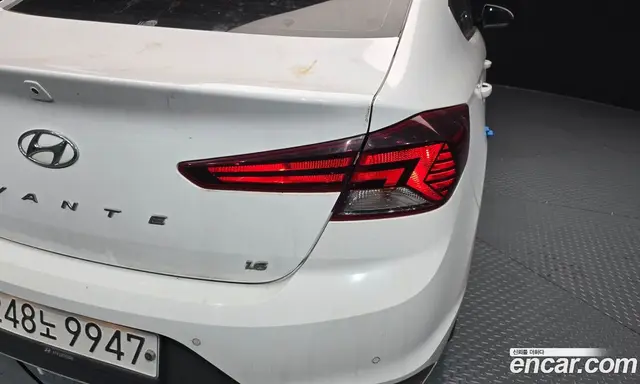 Hyundai Avante 2020 1.6 автомат (гидро), миниатюра 9