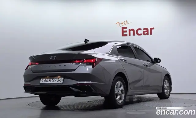 Hyundai Avante 2021 1.6 автомат (гидро), миниатюра 2