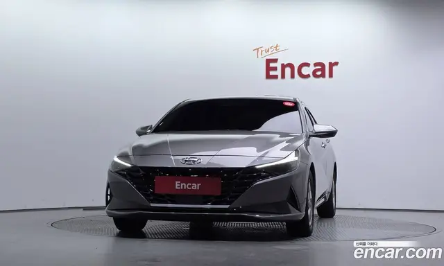 Hyundai Avante 2021 1.6 автомат (гидро), миниатюра 3