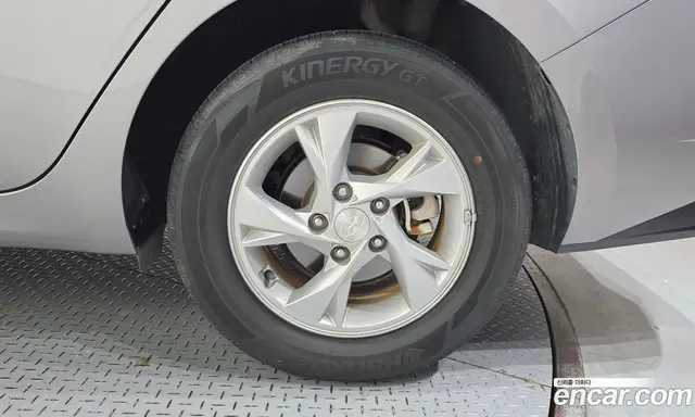 Hyundai Avante 2021 1.6 автомат (гидро), миниатюра 7