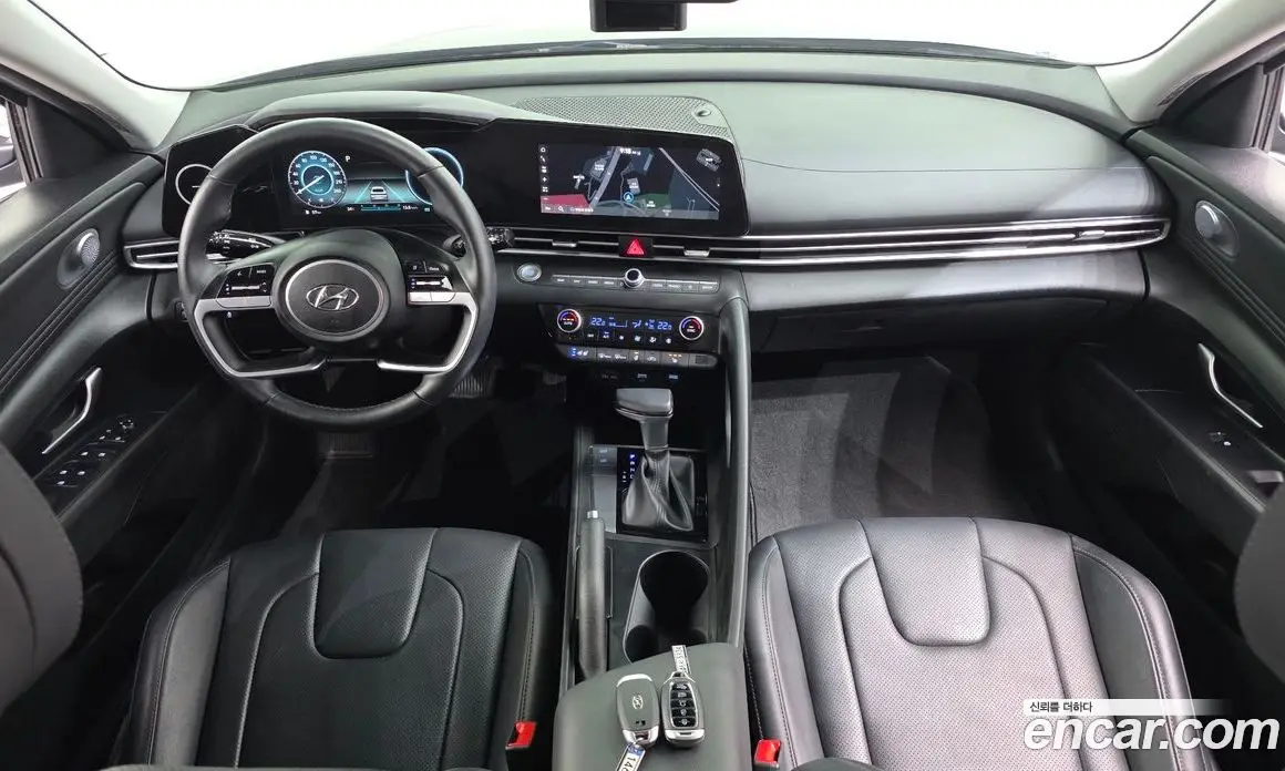 Hyundai Avante 2021 1.6 автомат (гидро), фото 10