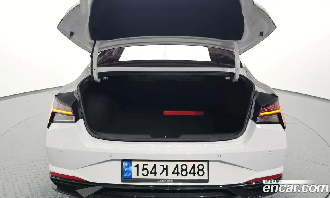 Hyundai Avante 2023 1.6 автомат (гидро), фото 26