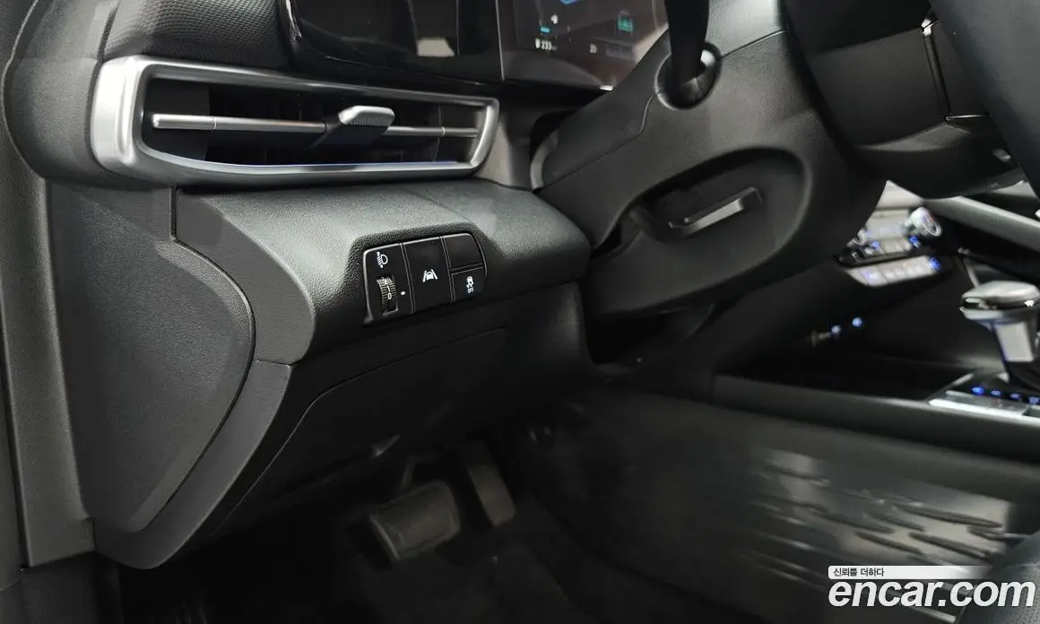 Hyundai Avante 2023 1.6 автомат (гидро), фото 31