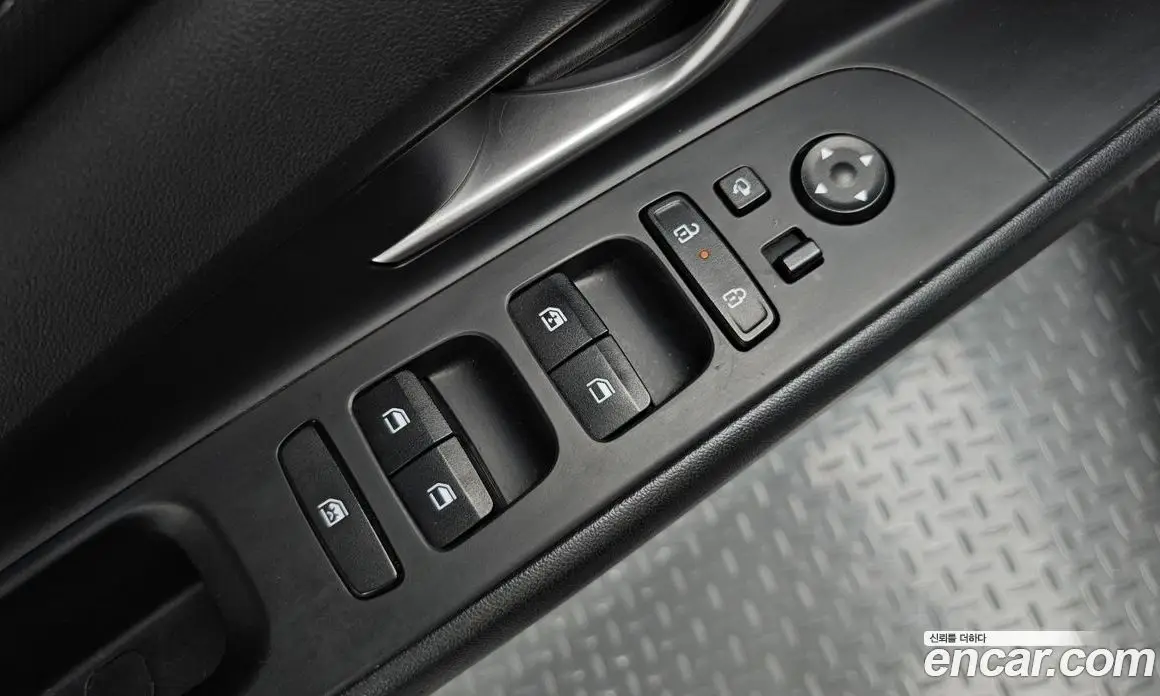 Hyundai Avante 2023 1.6 автомат (гидро), фото 31