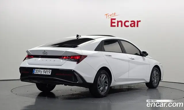 Hyundai Avante 2025 1.6 автомат (гидро), миниатюра 2