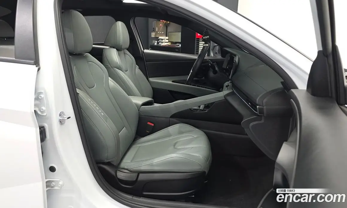 Hyundai Avante 2025 1.6 автомат (гидро), фото 17