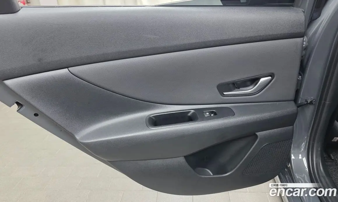 Hyundai Avante 2025 1.6 автомат (гидро), фото 15