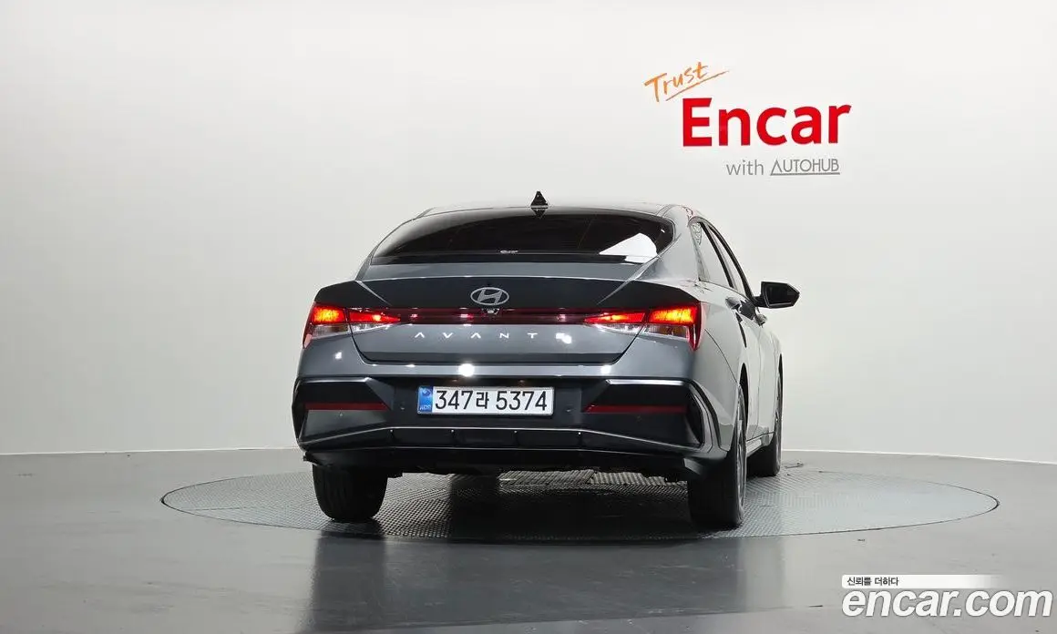 Hyundai Avante 2025 1.6 автомат (гидро), фото 4