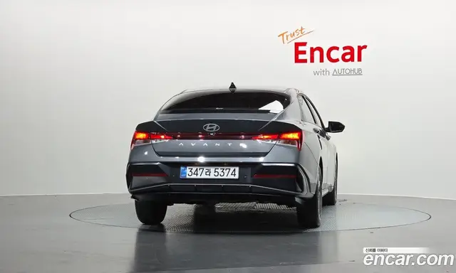 Hyundai Avante 2025 1.6 автомат (гидро), миниатюра 4