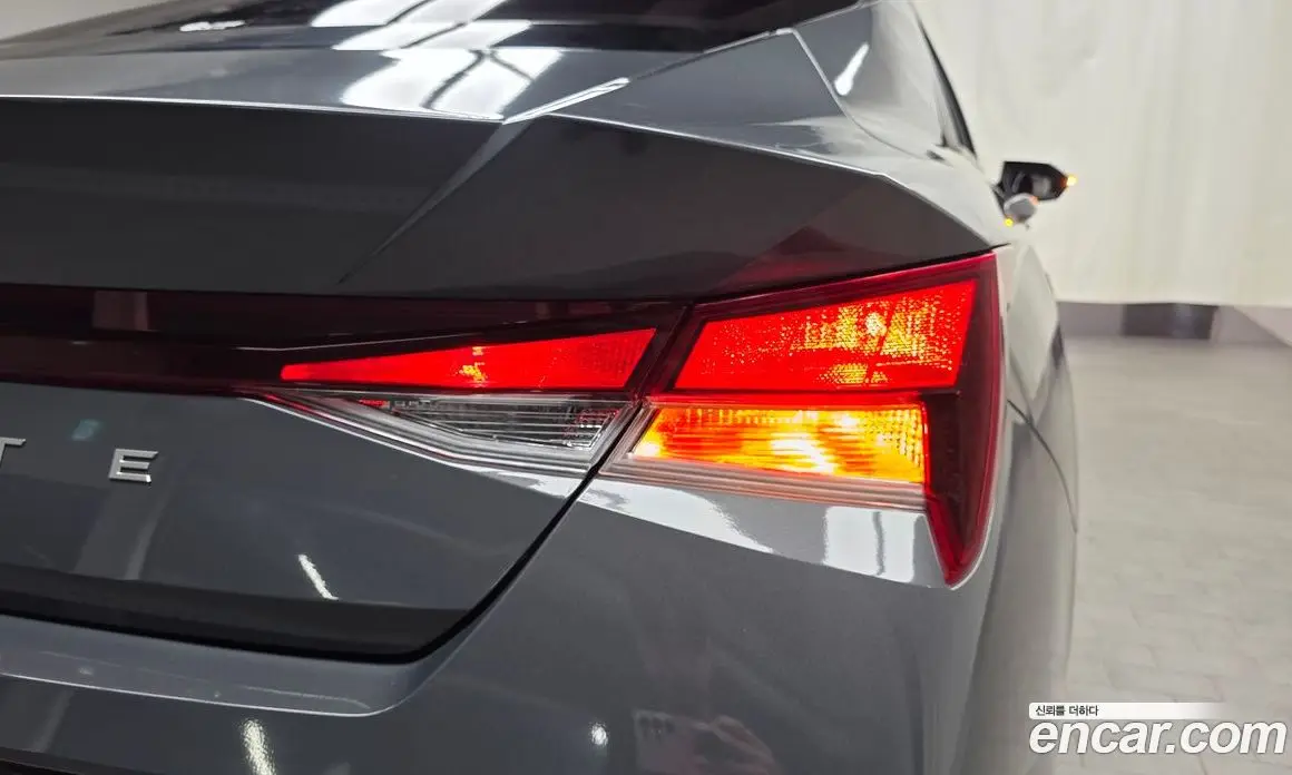Hyundai Avante 2025 1.6 автомат (гидро), фото 9