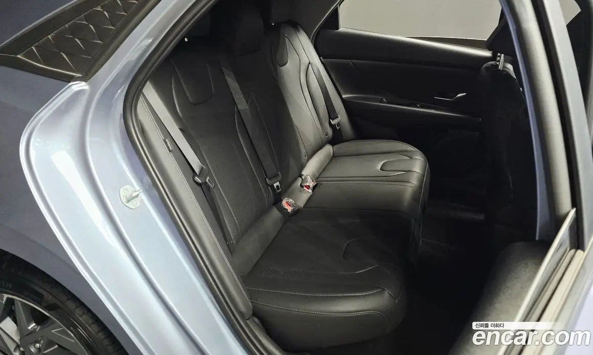 Hyundai Avante 2025 1.6 автомат (гидро), фото 18