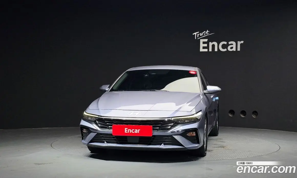 Hyundai Avante 2025 1.6 автомат (гидро), фото 3