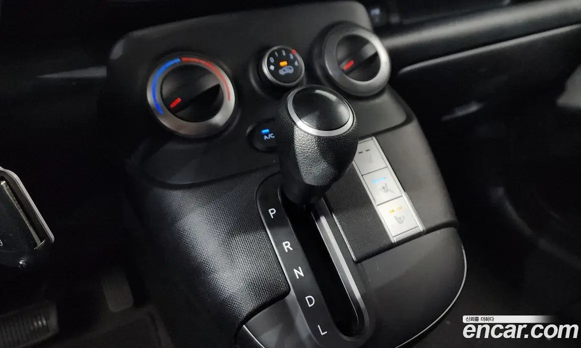 Hyundai Casper 2022 1.0 автомат (гидро), фото 11