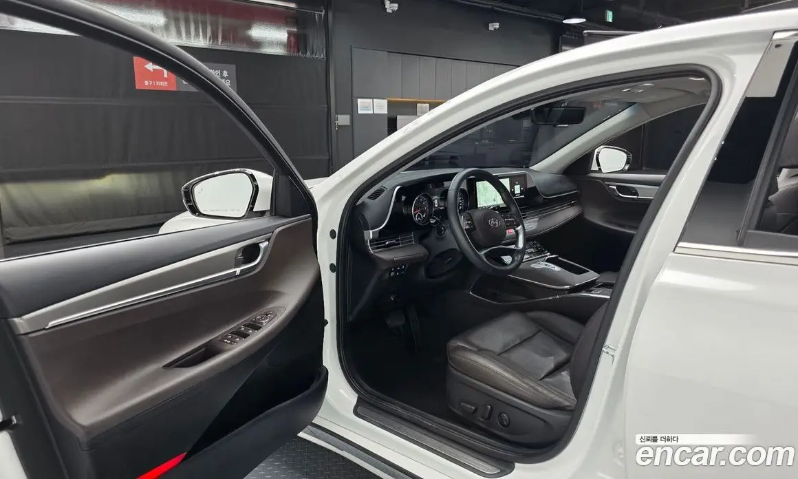 Hyundai Grandeur 2020 2.5 автомат (гидро), фото 12