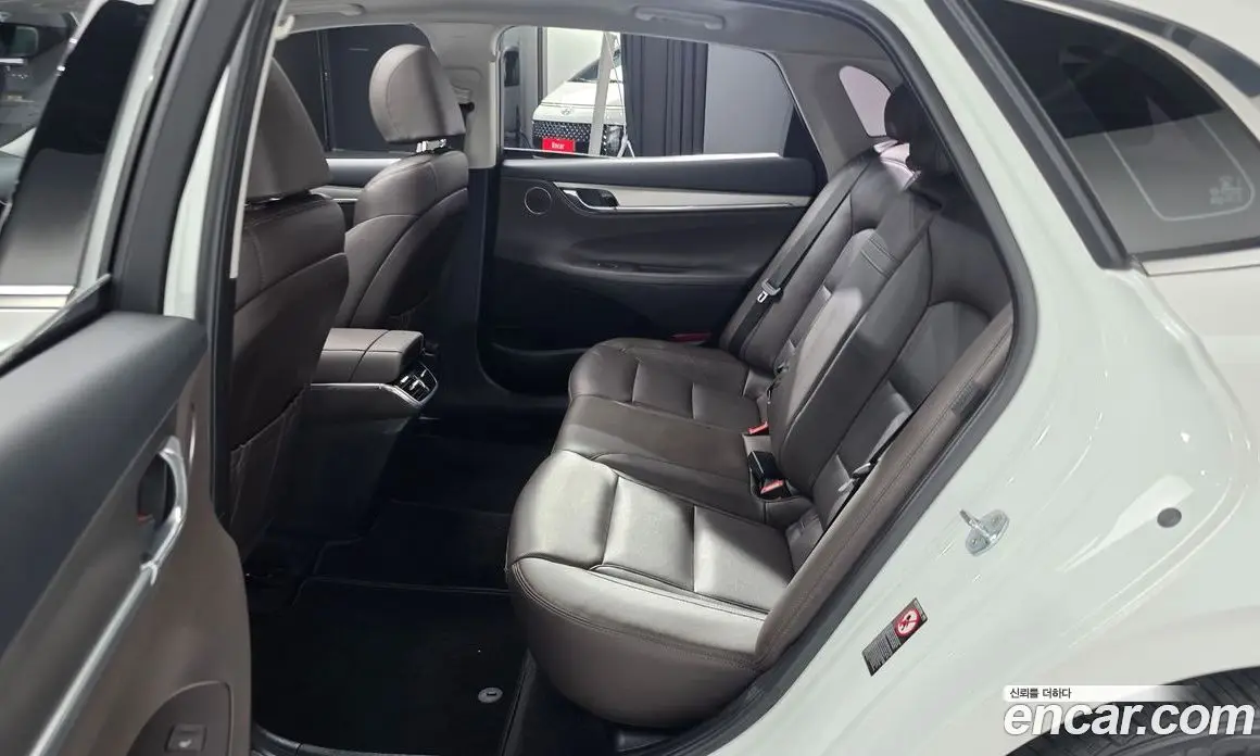 Hyundai Grandeur 2020 2.5 автомат (гидро), фото 17