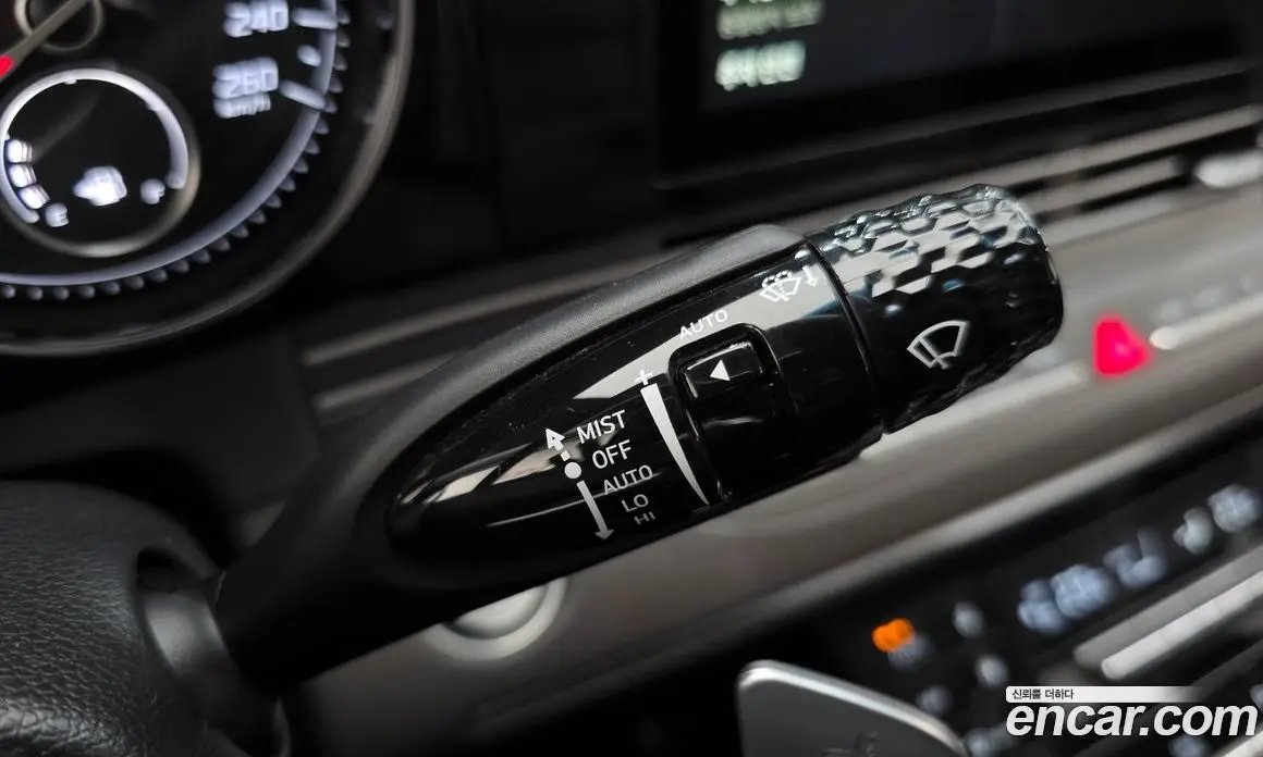 Hyundai Grandeur 2020 2.5 автомат (гидро), фото 25