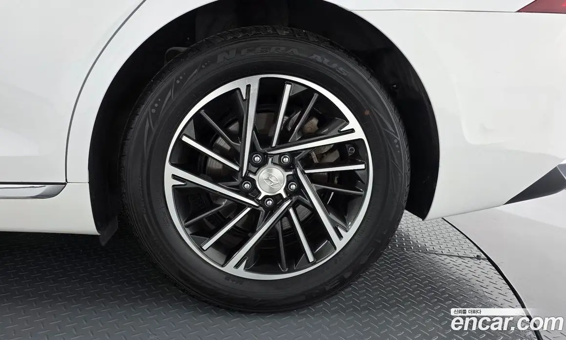 Hyundai Grandeur 2020 2.5 автомат (гидро), фото 6