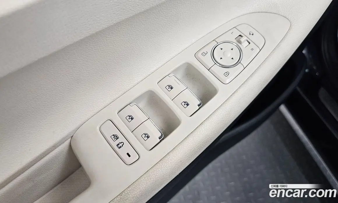 Hyundai Grandeur 2021 2.5 автомат (гидро), фото 30