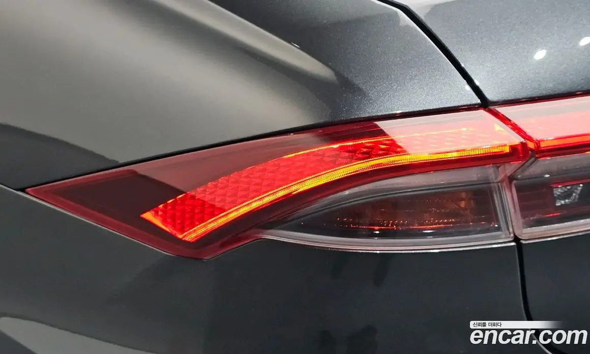 Hyundai Grandeur 2021 2.5 автомат (гидро), фото 9