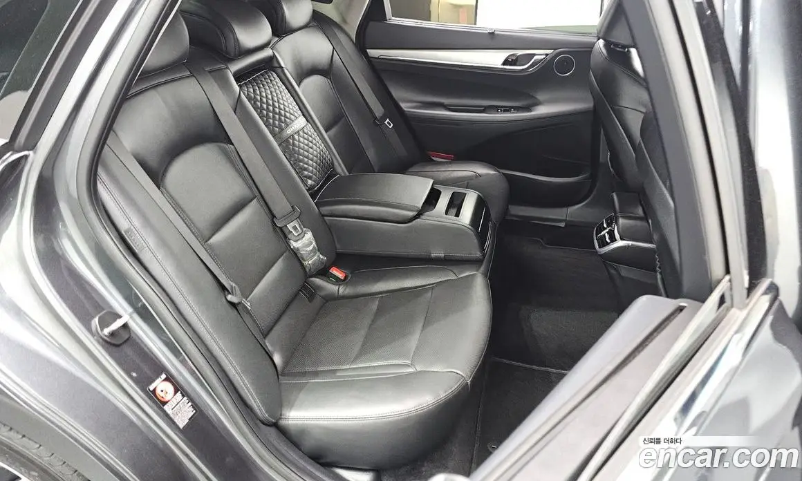 Hyundai Grandeur 2022 2.4 автомат (гидро), фото 11