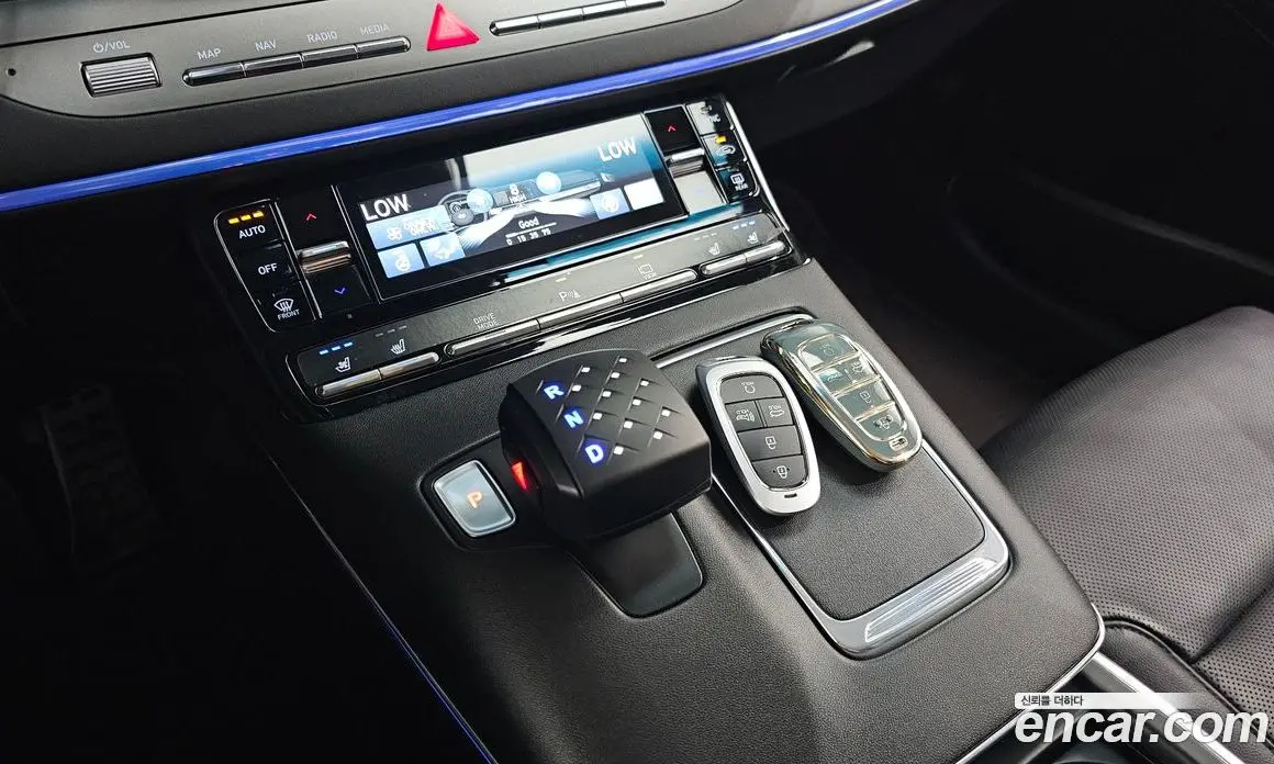 Hyundai Grandeur 2022 2.4 автомат (гидро), фото 19