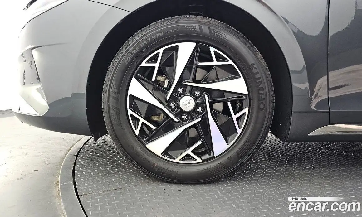 Hyundai Grandeur 2022 2.4 автомат (гидро), фото 5