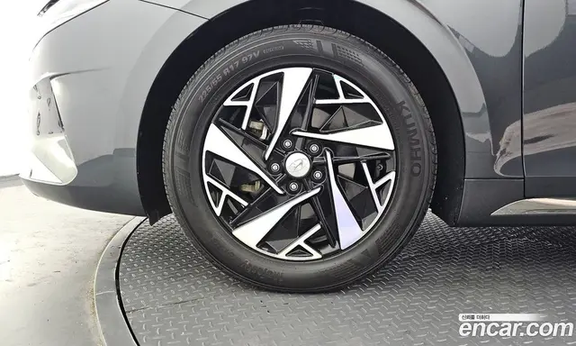 Hyundai Grandeur 2022 2.4 автомат (гидро), миниатюра 5