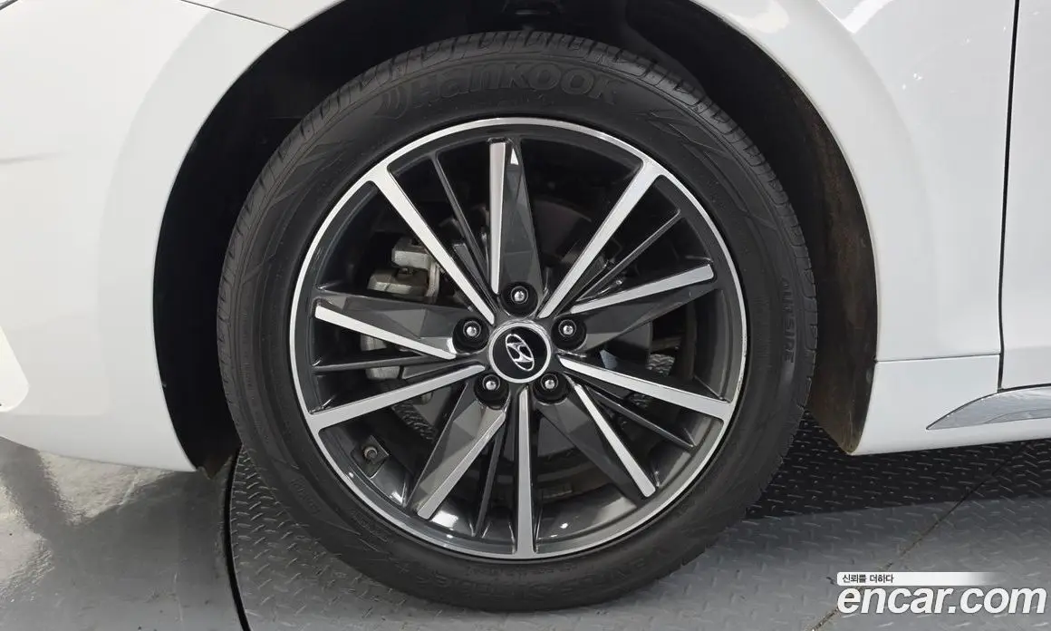 Hyundai Grandeur 2022 2.5 автомат (гидро), фото 5 Hyundai Grandeur 2022 2.5 автомат (гидро), фото 5