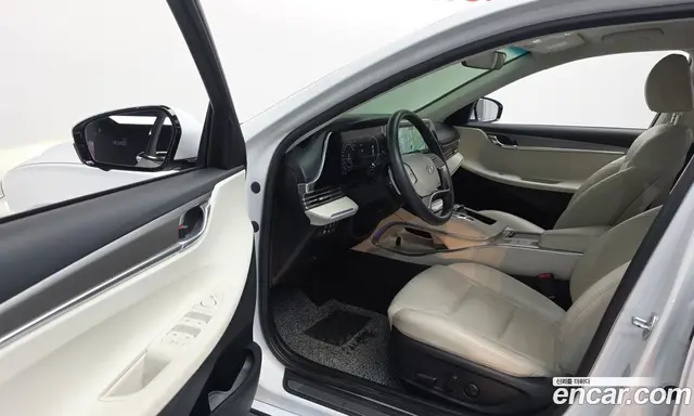 Hyundai Grandeur 2022 2.5 автомат (гидро), миниатюра 10 Hyundai Grandeur 2022 2.5 автомат (гидро), миниатюра 10