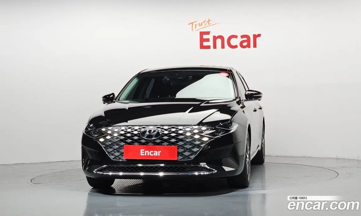 Hyundai Grandeur 2022 2.5 автомат (гидро), фото 3