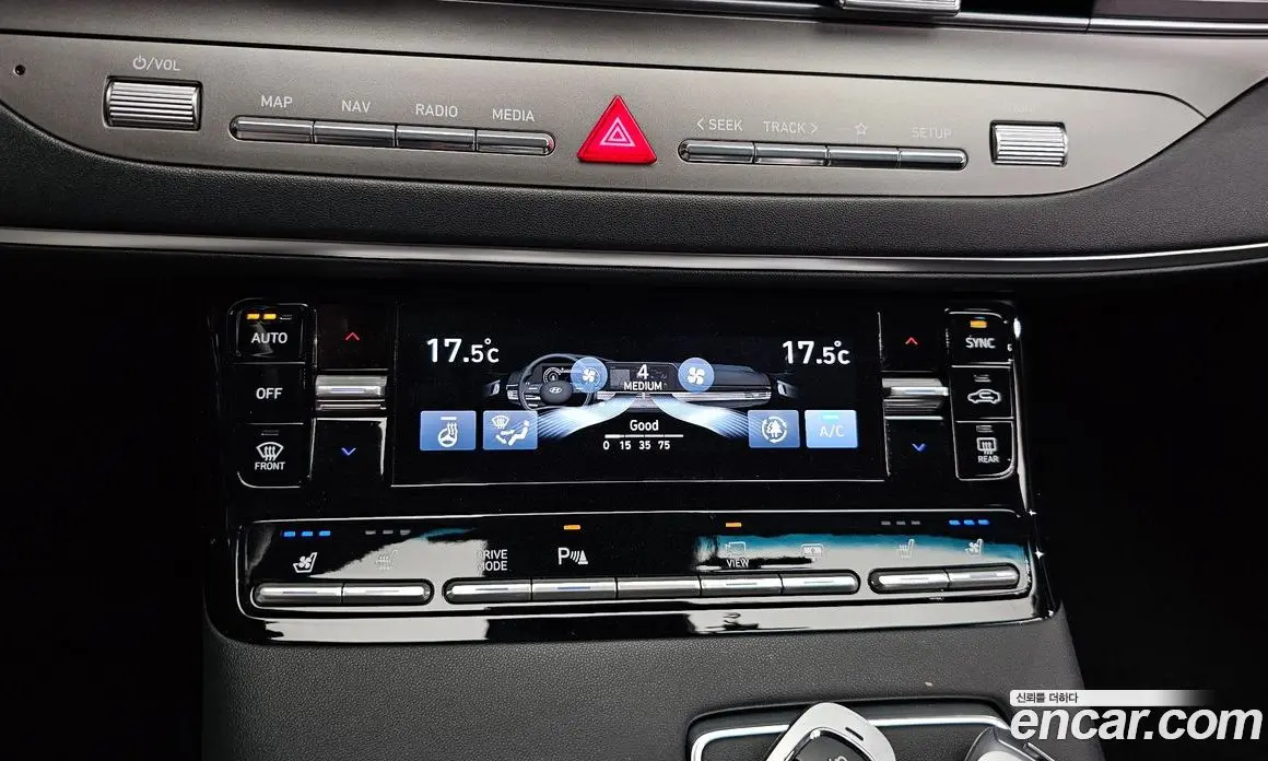 Hyundai Grandeur 2022 2.5 автомат (гидро), фото 21
