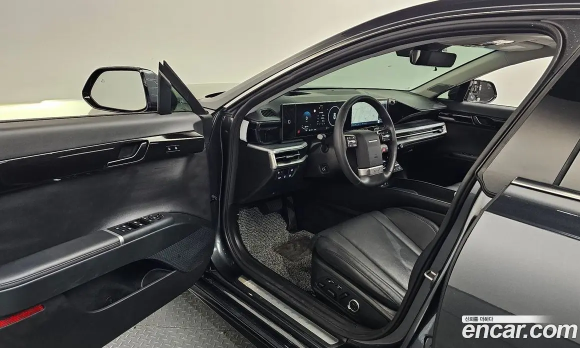 Hyundai Grandeur 2023 1.6 автомат (гидро), фото 13