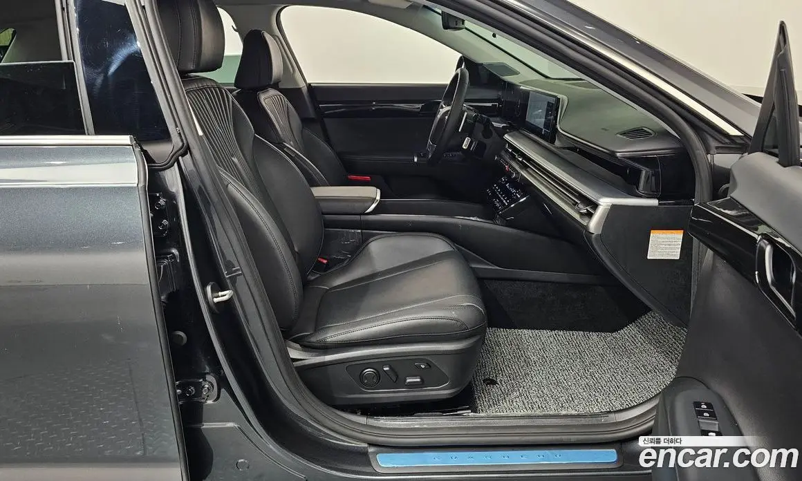 Hyundai Grandeur 2023 1.6 автомат (гидро), фото 16