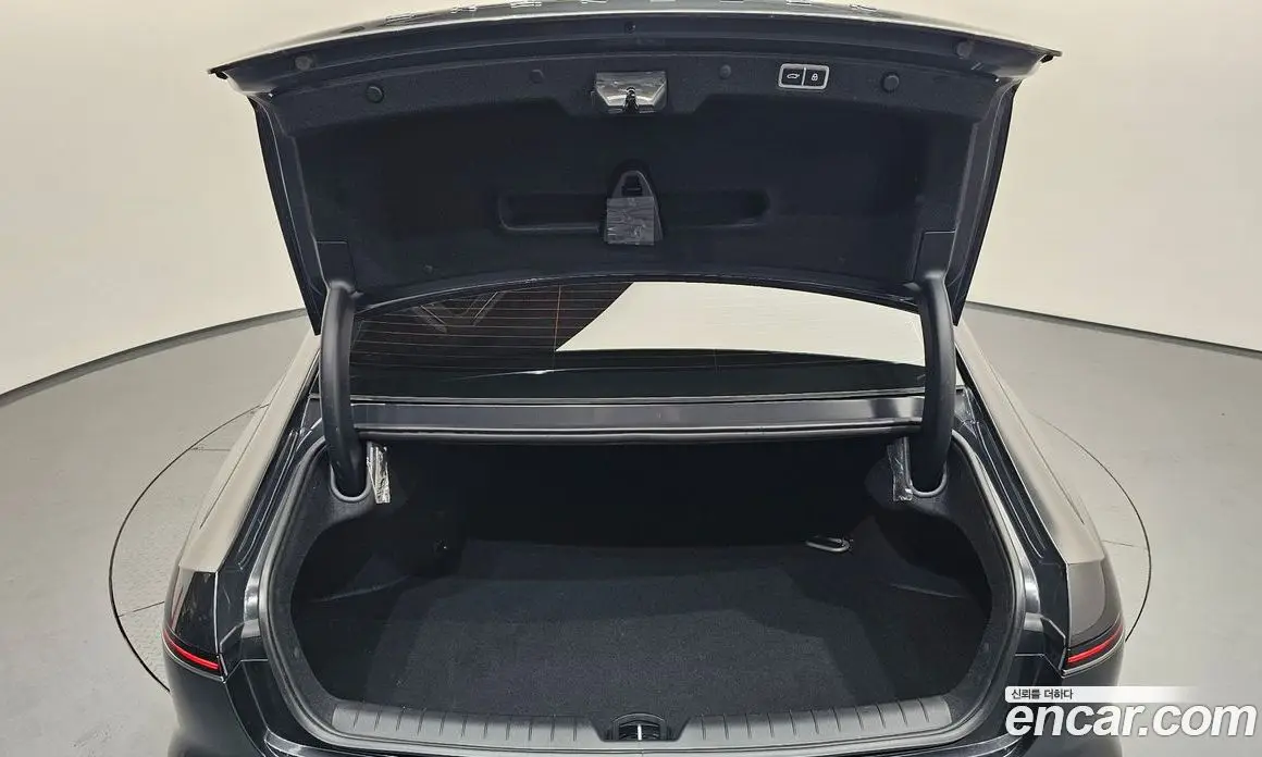 Hyundai Grandeur 2023 1.6 автомат (гидро), фото 26