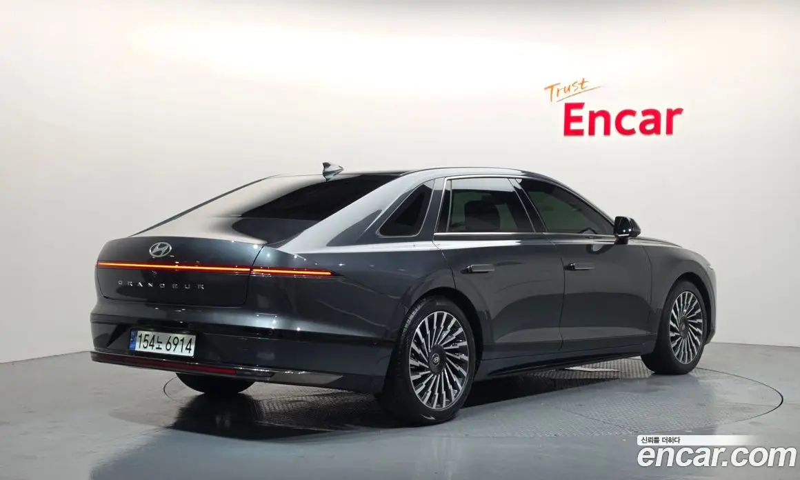 Hyundai Grandeur 2023 2.5 автомат (гидро), фото 2 Hyundai Grandeur 2023 2.5 автомат (гидро), фото 2