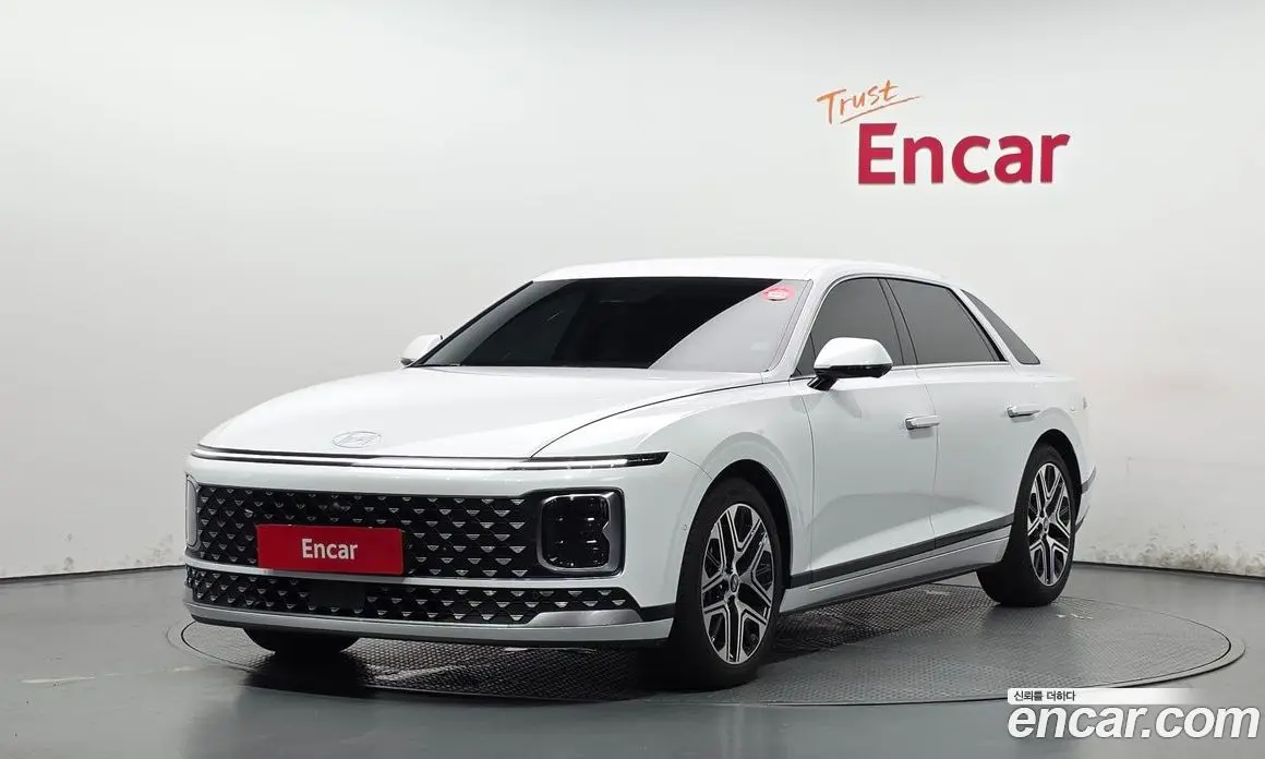 Hyundai Grandeur 2024 2.5 автомат (гидро), фото 1 Hyundai Grandeur 2024 2.5 автомат (гидро), фото 1