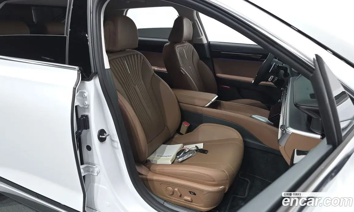 Hyundai Grandeur 2024 2.5 автомат (гидро), фото 16 Hyundai Grandeur 2024 2.5 автомат (гидро), фото 16
