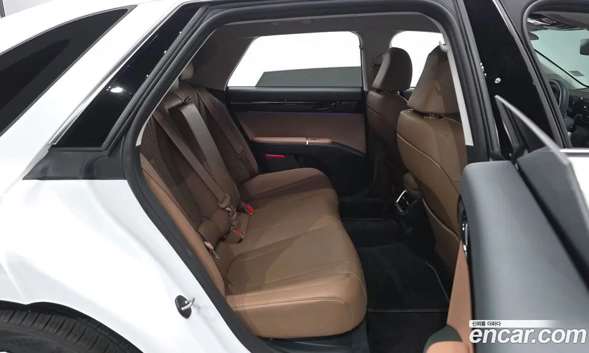 Hyundai Grandeur 2024 2.5 автомат (гидро), фото 17 Hyundai Grandeur 2024 2.5 автомат (гидро), фото 17