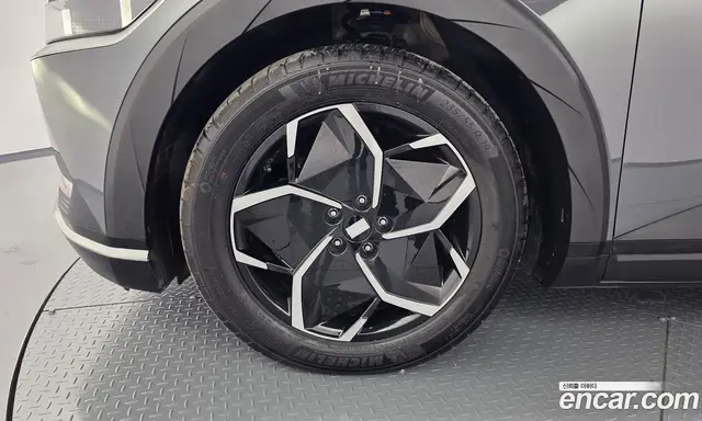 Hyundai Ioniq 5 2023 0.1 автомат (гидро), миниатюра 4 Hyundai Ioniq 5 2023 0.1 автомат (гидро), миниатюра 4