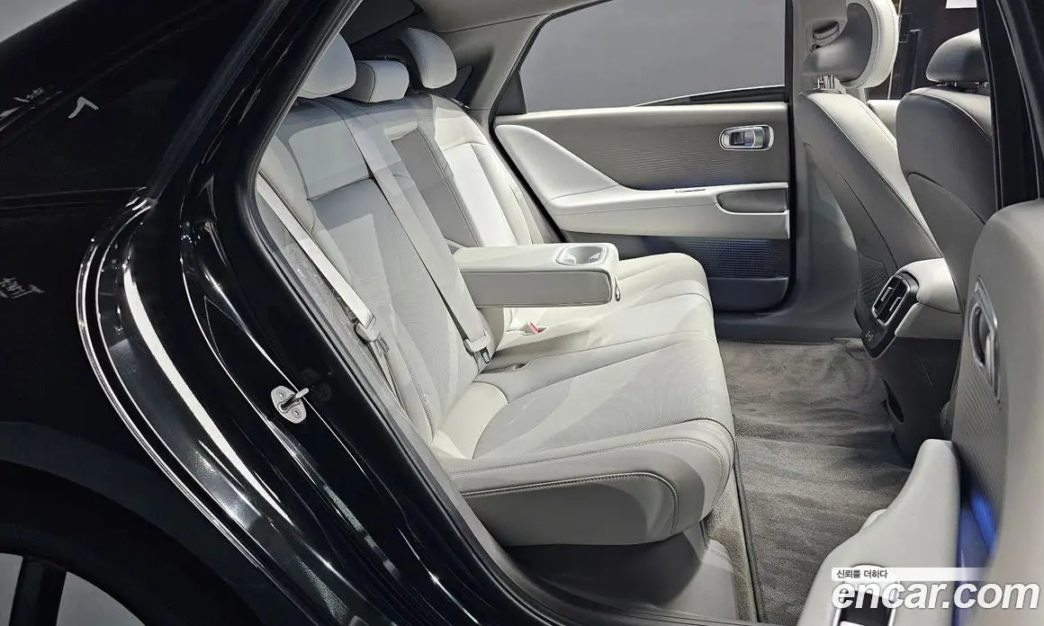Hyundai Ioniq 6 2023 0.1 автомат (гидро), фото 12