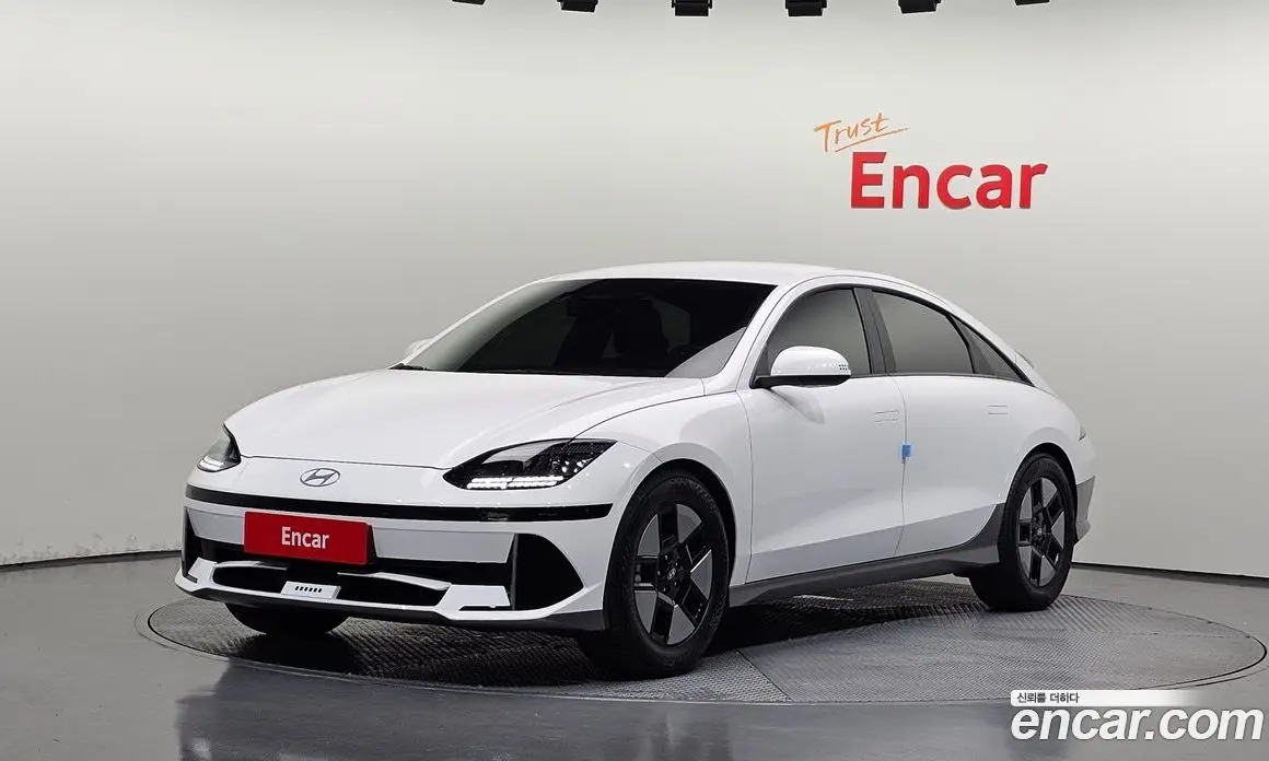 Hyundai Ioniq 6 2025 0.1 автомат (гидро), фото 1 Hyundai Ioniq 6 2025 0.1 автомат (гидро), фото 1
